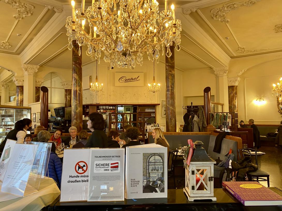 Café Central – Kaffeehauskultur in Innsbruck | Genussfreak